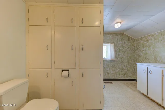 $229,900 | 355 County Highway 123, Mayfield, NY 12117