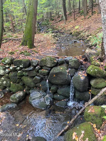 $229,900 | 355 County Highway 123, Mayfield, NY 12117