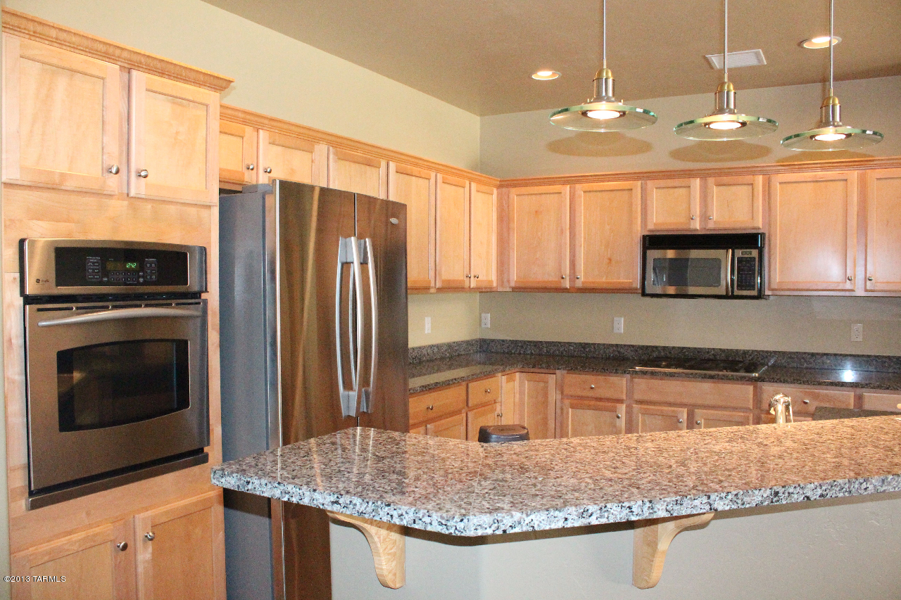 7513 West Dancing Rabbit Court Tucson, AZ 85743 - Photo 7 of 39