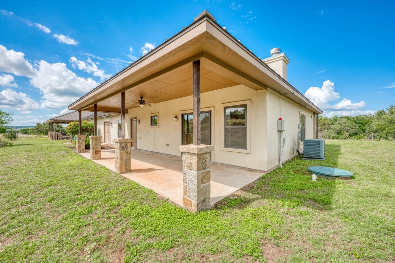 127 Uplift Horseshoe Bay, TX 78657 - Photo 21 of 24