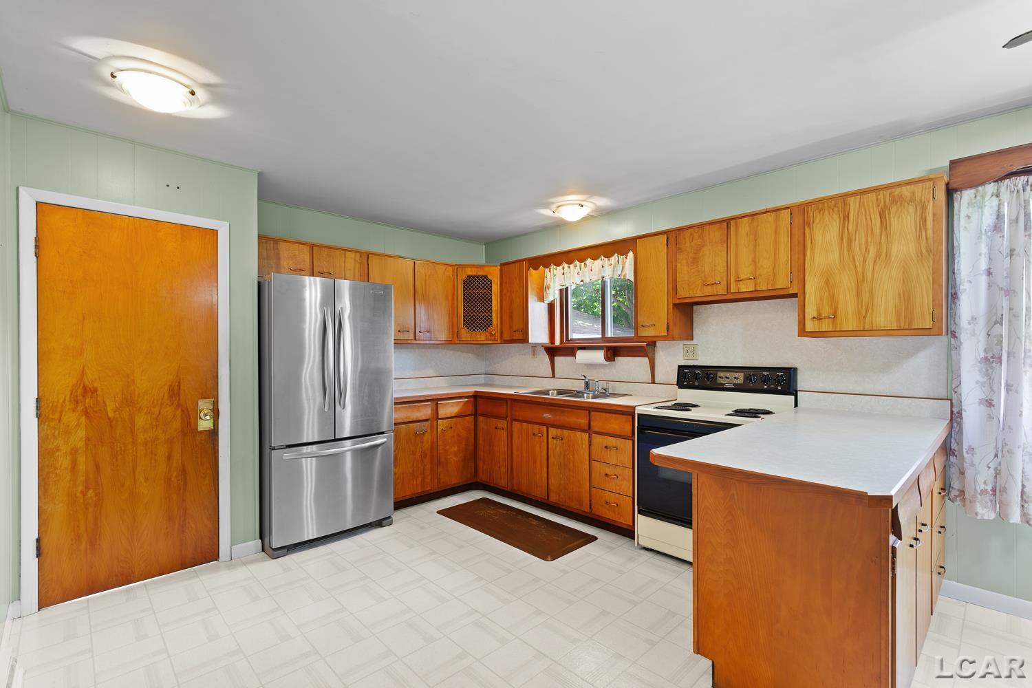 9497 Beecher Road Clayton, MI 49235 - Photo 2 of 42 50186578-cdaf982f-dfd5-4f62-ba86-753497a9ac0d.JPG