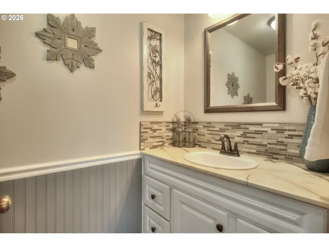 $869,000 | 19 Otter Terrace, Brookings, OR 97415