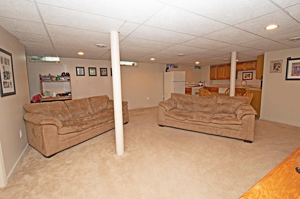 8280 Tanglewood Road Pittsburgh, PA 15237 - Photo 20 of 25