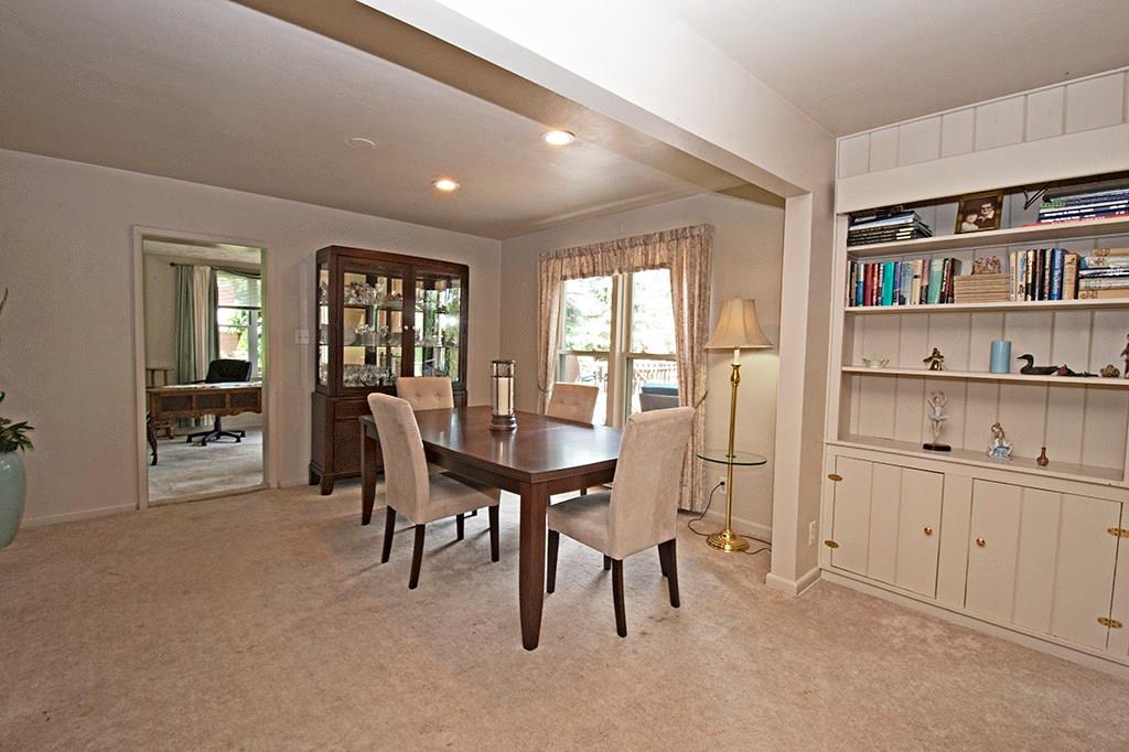 8280 Tanglewood Road Pittsburgh, PA 15237 - Photo 8 of 25