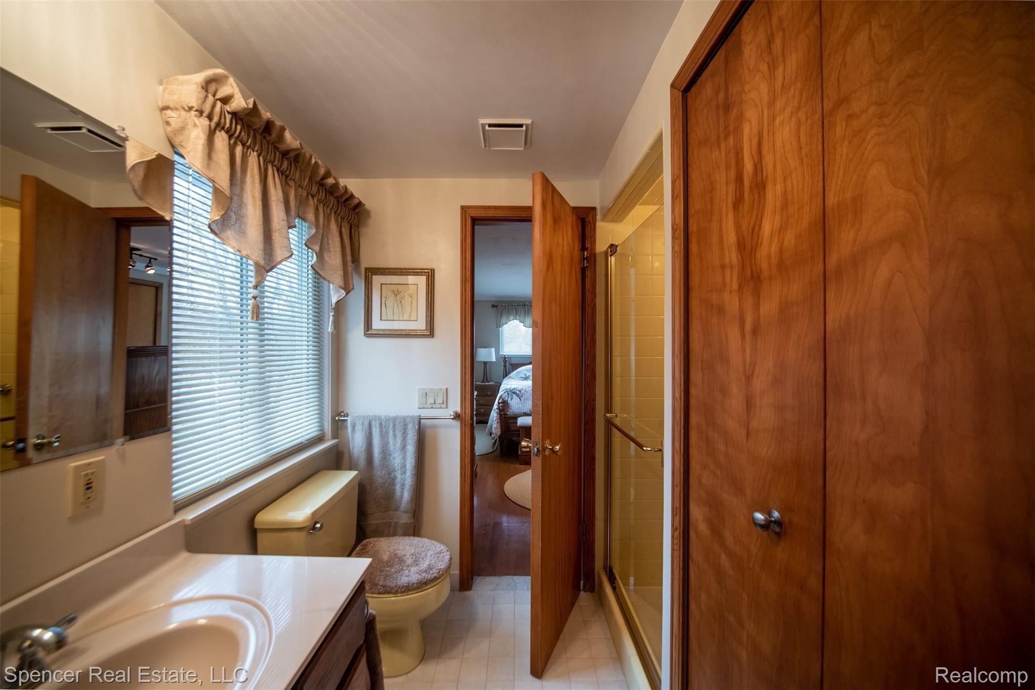 6892 Rattalee Lake Road Clarkston, MI 48348 - Photo 22 of 53 MK7_2959-HDR.jpg