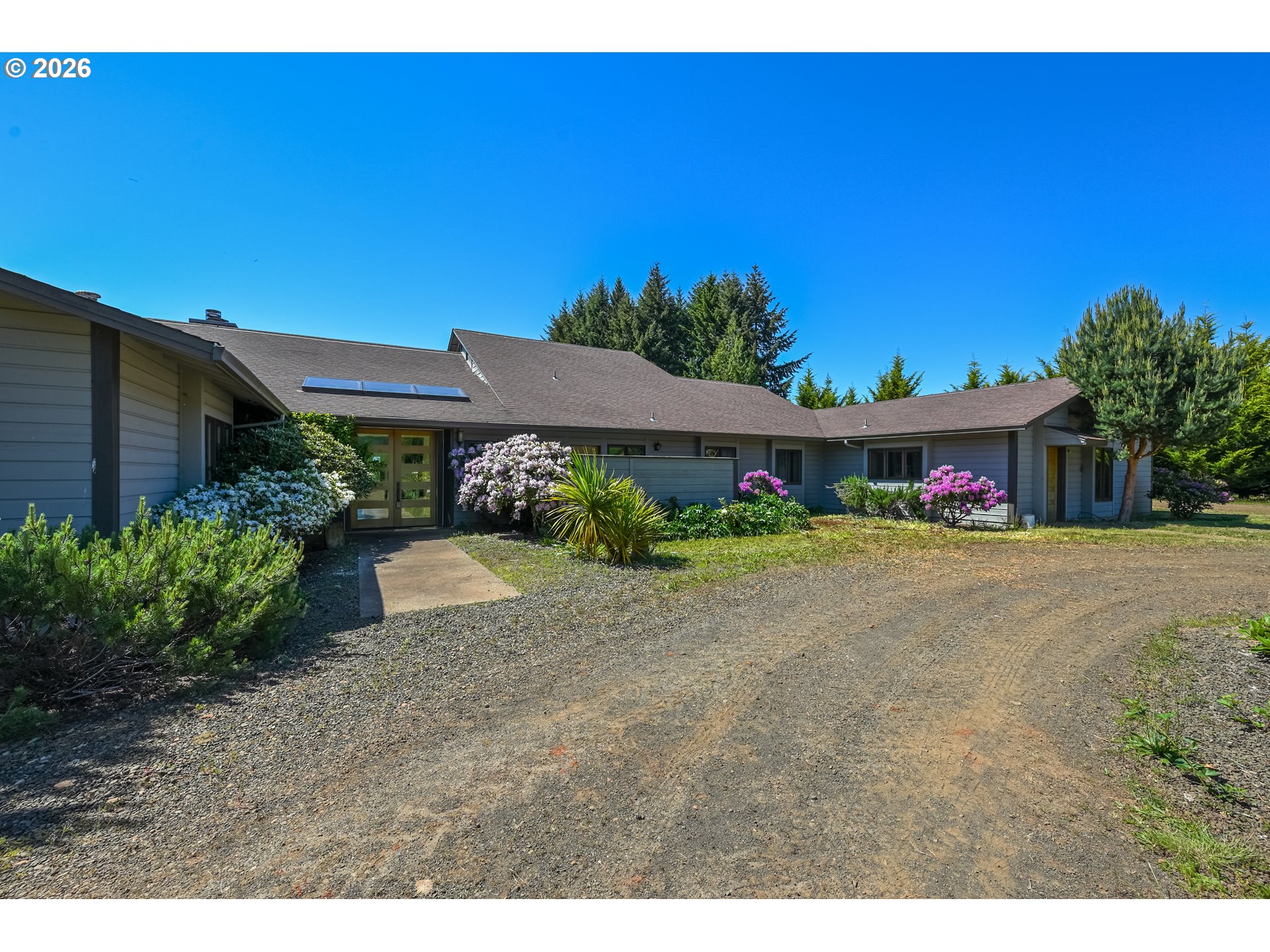 1488 Red Hill Road Oakland, OR 97462 - Photo 2 of 48