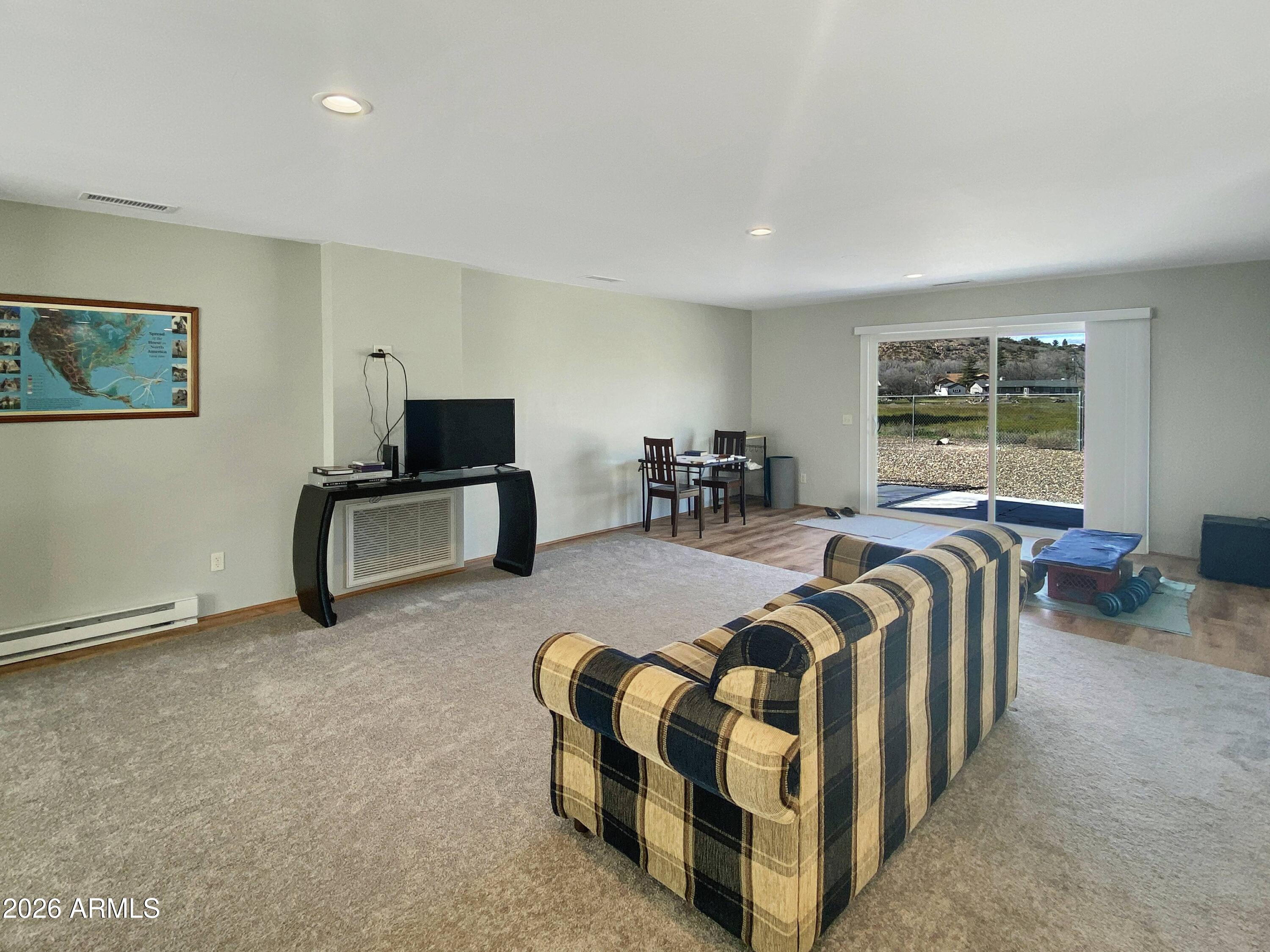 3960 East Lake Shore Drive Rimrock, AZ 86335 - Photo 6 of 32 Family Room
