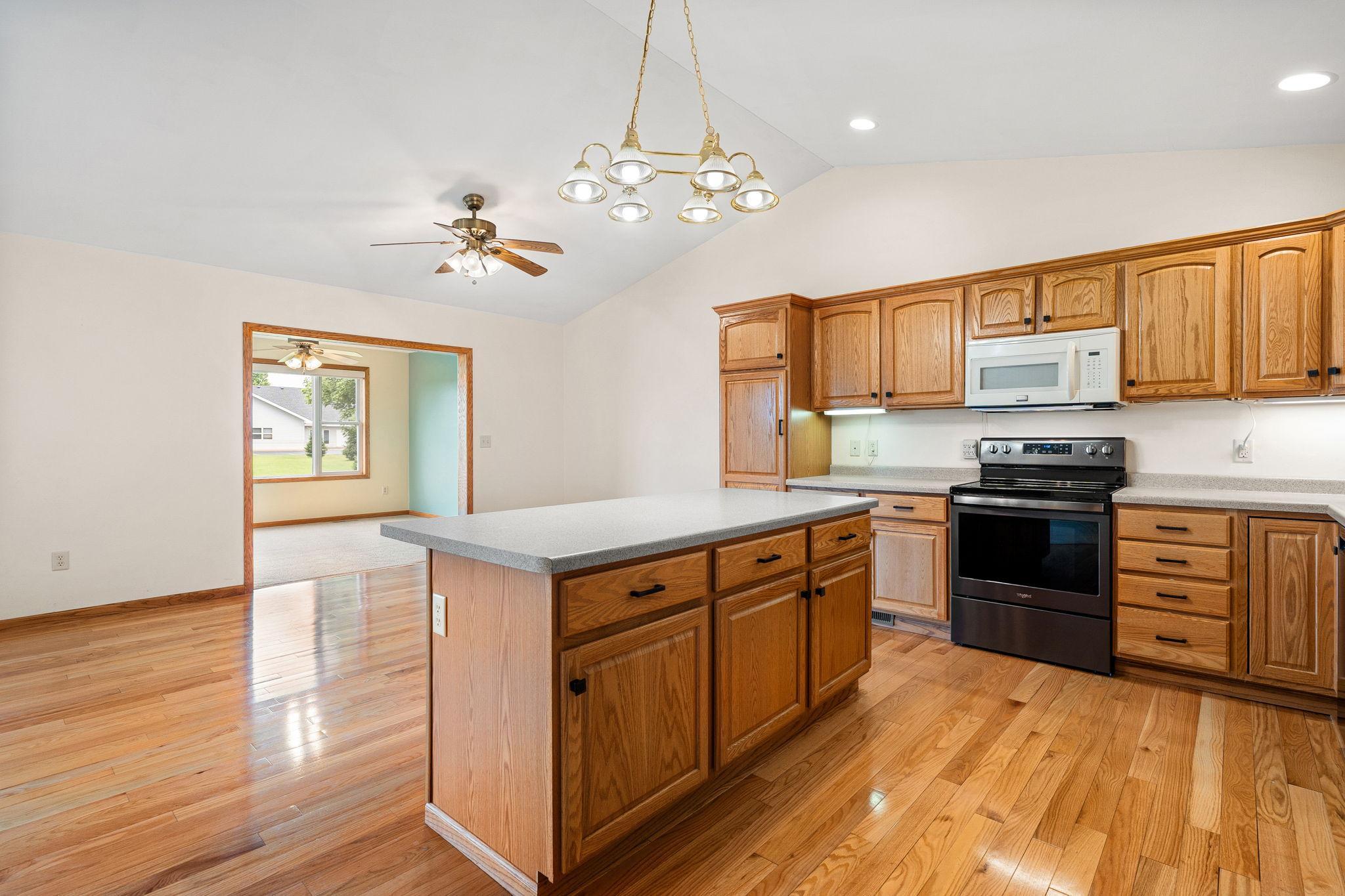 1706 22nd Avenue Southwest Austin, MN 55912 - Photo 19 of 50
