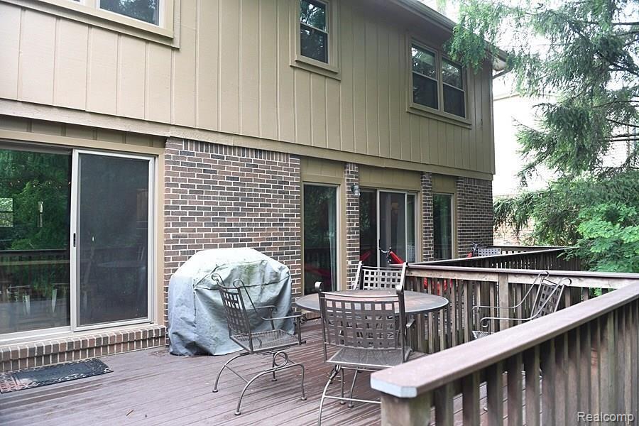 689 Ten Point Drive Rochester Hills, MI 48309 - Photo 64 of 70