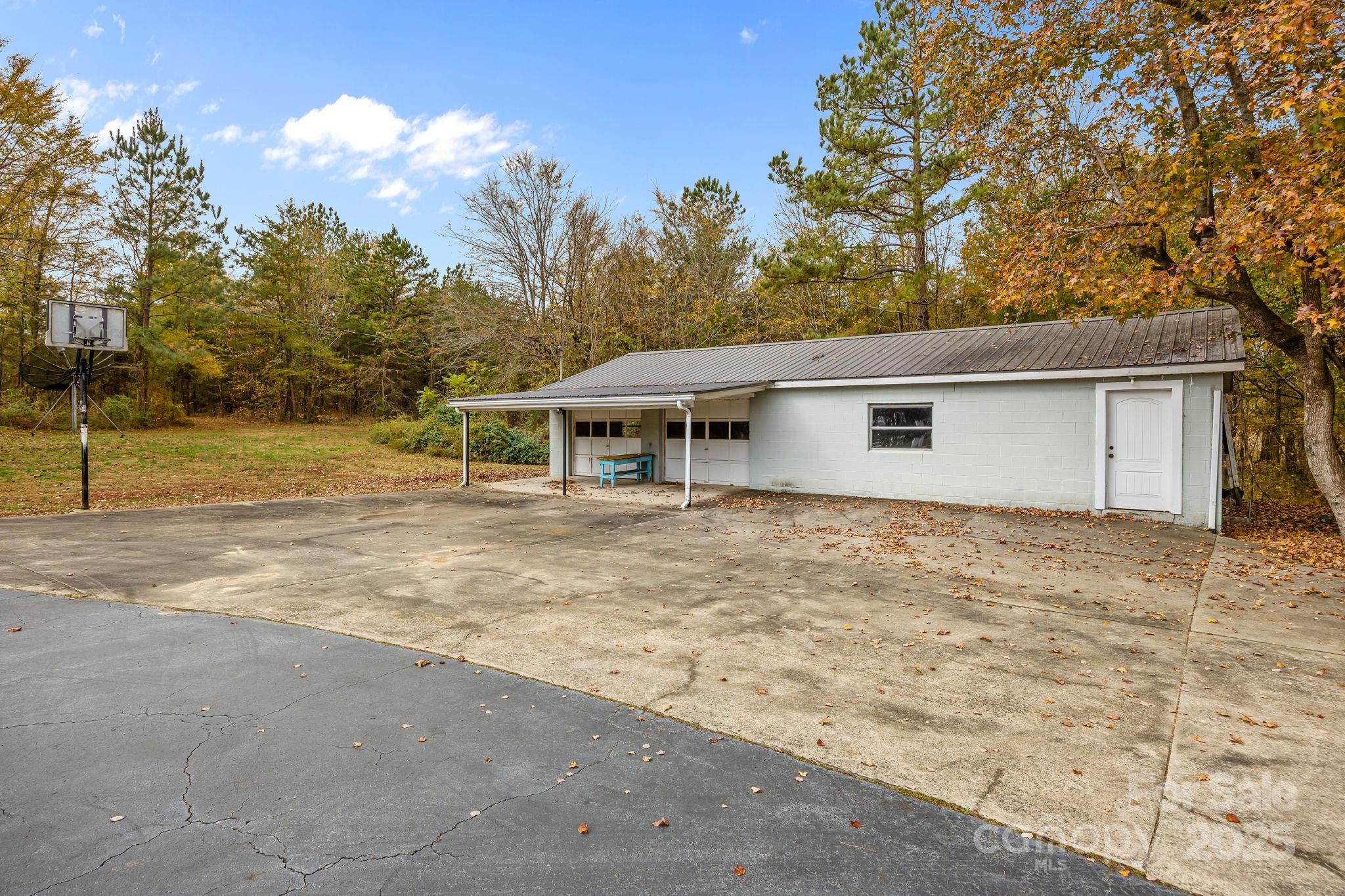 3020 Old Union Church Road Salisbury, NC 28146 - Photo 39 of 48 a house with trees in the background