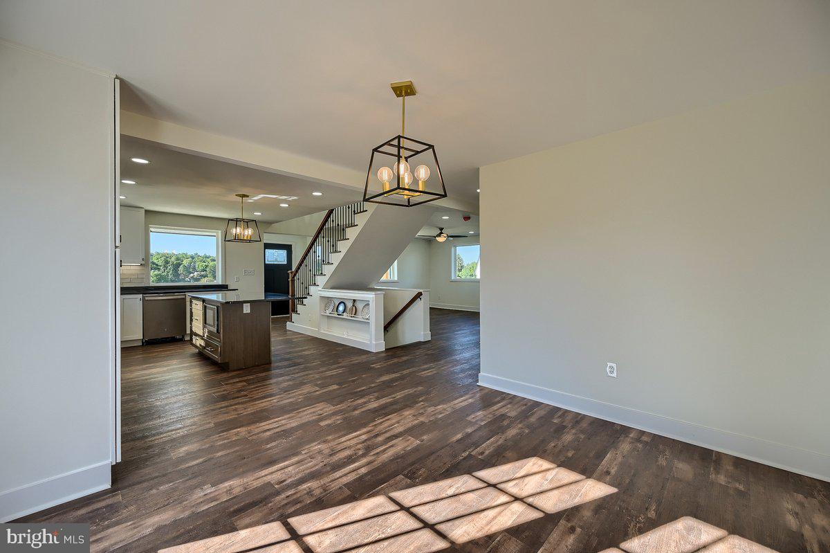 902 Bower Lane Harrisburg, PA 17112 - Photo 13 of 55