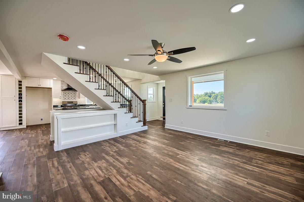 902 Bower Lane Harrisburg, PA 17112 - Photo 15 of 55