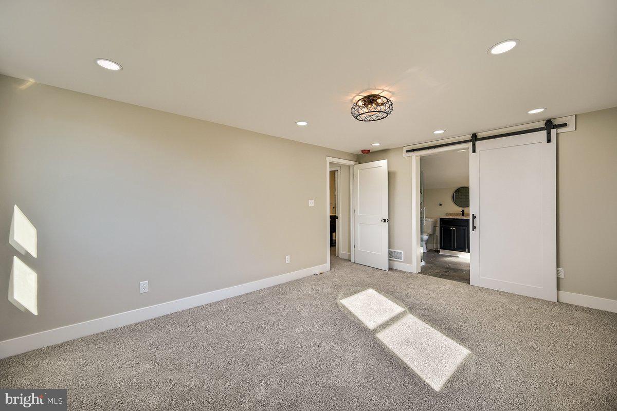 902 Bower Lane Harrisburg, PA 17112 - Photo 23 of 55