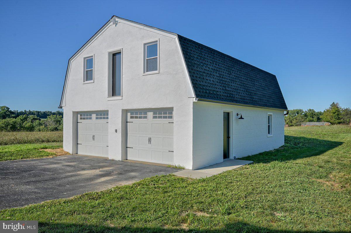 902 Bower Lane Harrisburg, PA 17112 - Photo 40 of 55