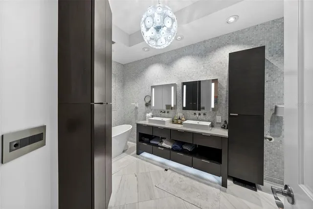 $15,000 | 449 South 12th Street, Unit 2602, Tampa, FL 33602