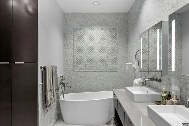 $15,000 | 449 South 12th Street, Unit 2602, Tampa, FL 33602