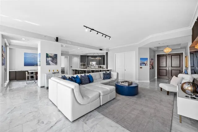 $15,000 | 449 South 12th Street, Unit 2602, Tampa, FL 33602