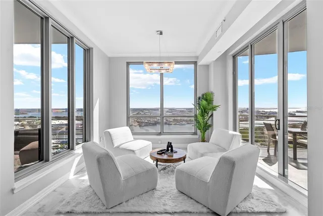 $15,000 | 449 South 12th Street, Unit 2602, Tampa, FL 33602