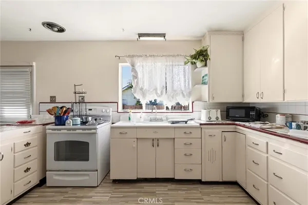 $433,900 | 159 South Shasta Street, Willows, CA 95988