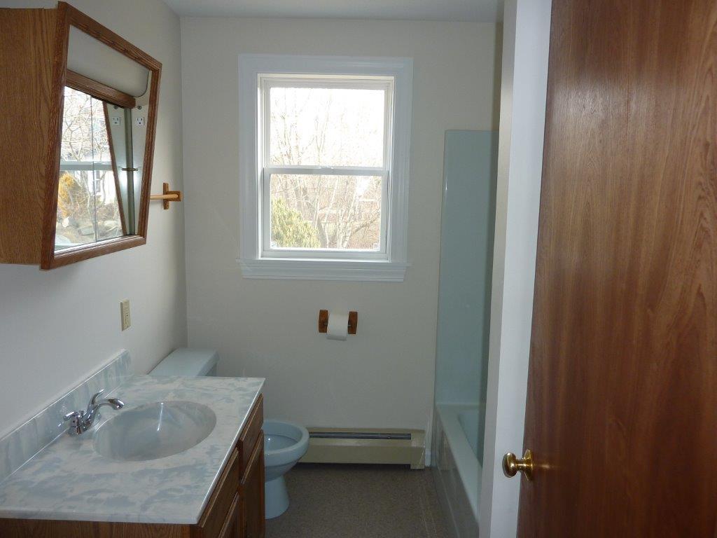 16 Barnstable Road South Portland, ME 04106 - Photo 10 of 15 Photo