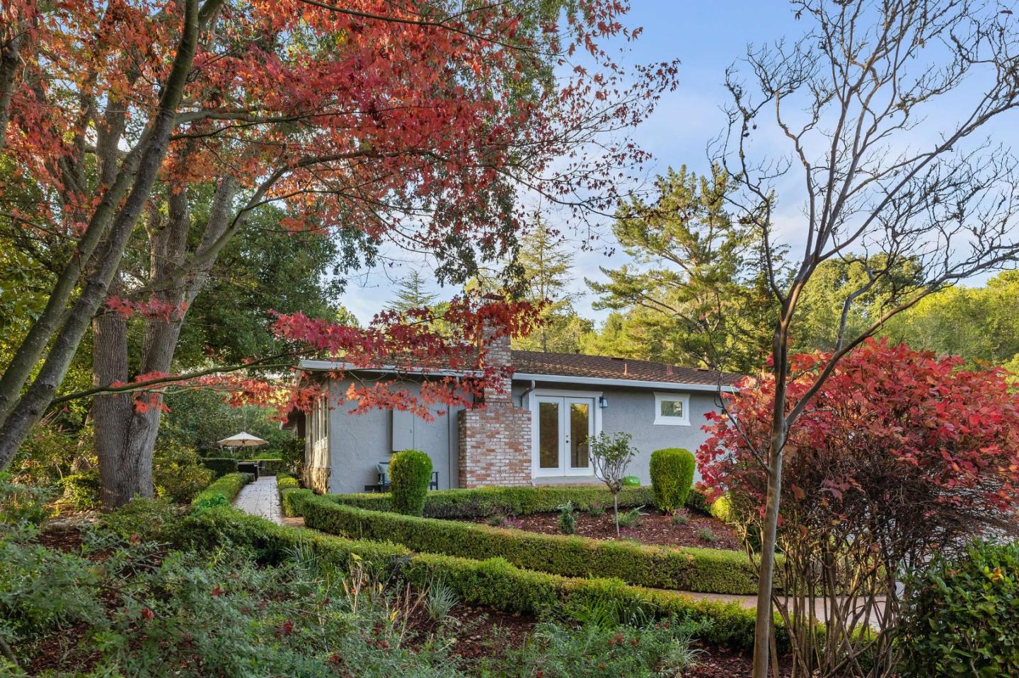 16 Valley Road Atherton, CA 94027 - Photo 7 of 100