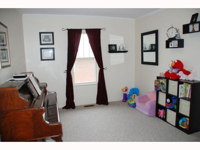 243 South Main Street Pendleton, IN 46064 - Photo 6 of 12