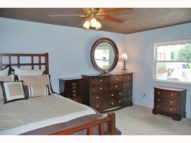 243 South Main Street Pendleton, IN 46064 - Photo 8 of 12