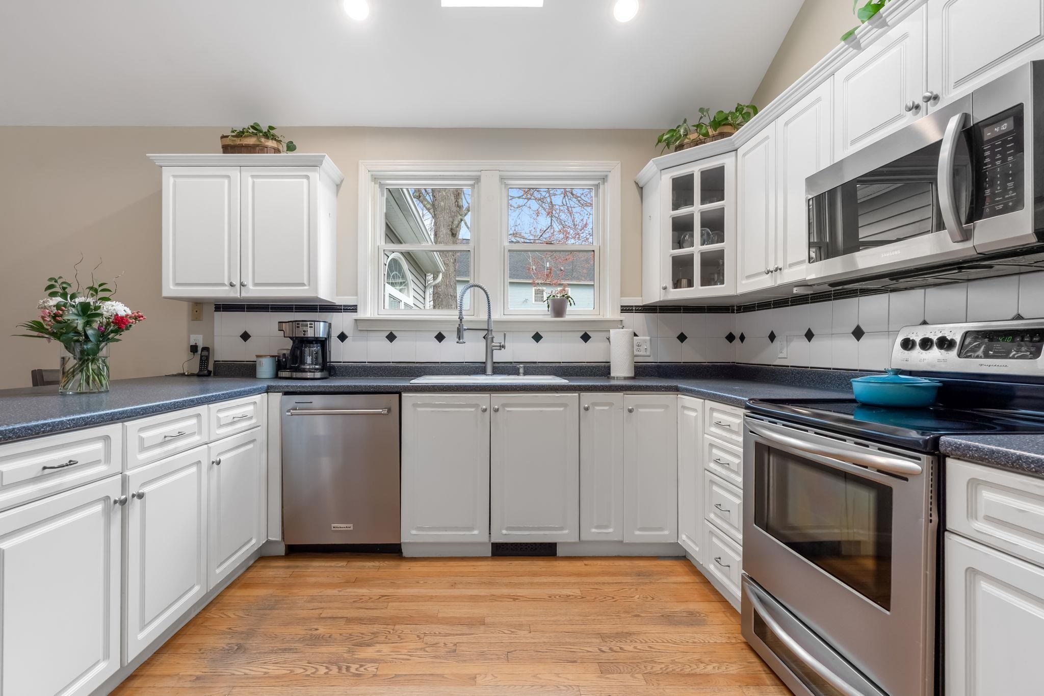 21 Hedman Avenue Hampton, NH 03842 - Photo 21 of 60