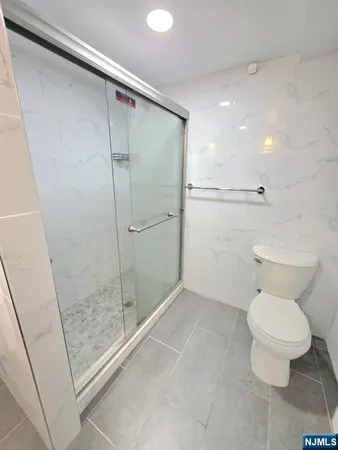 $4,900 | 201 Riverdale Drive, Fort Lee, NJ 07024