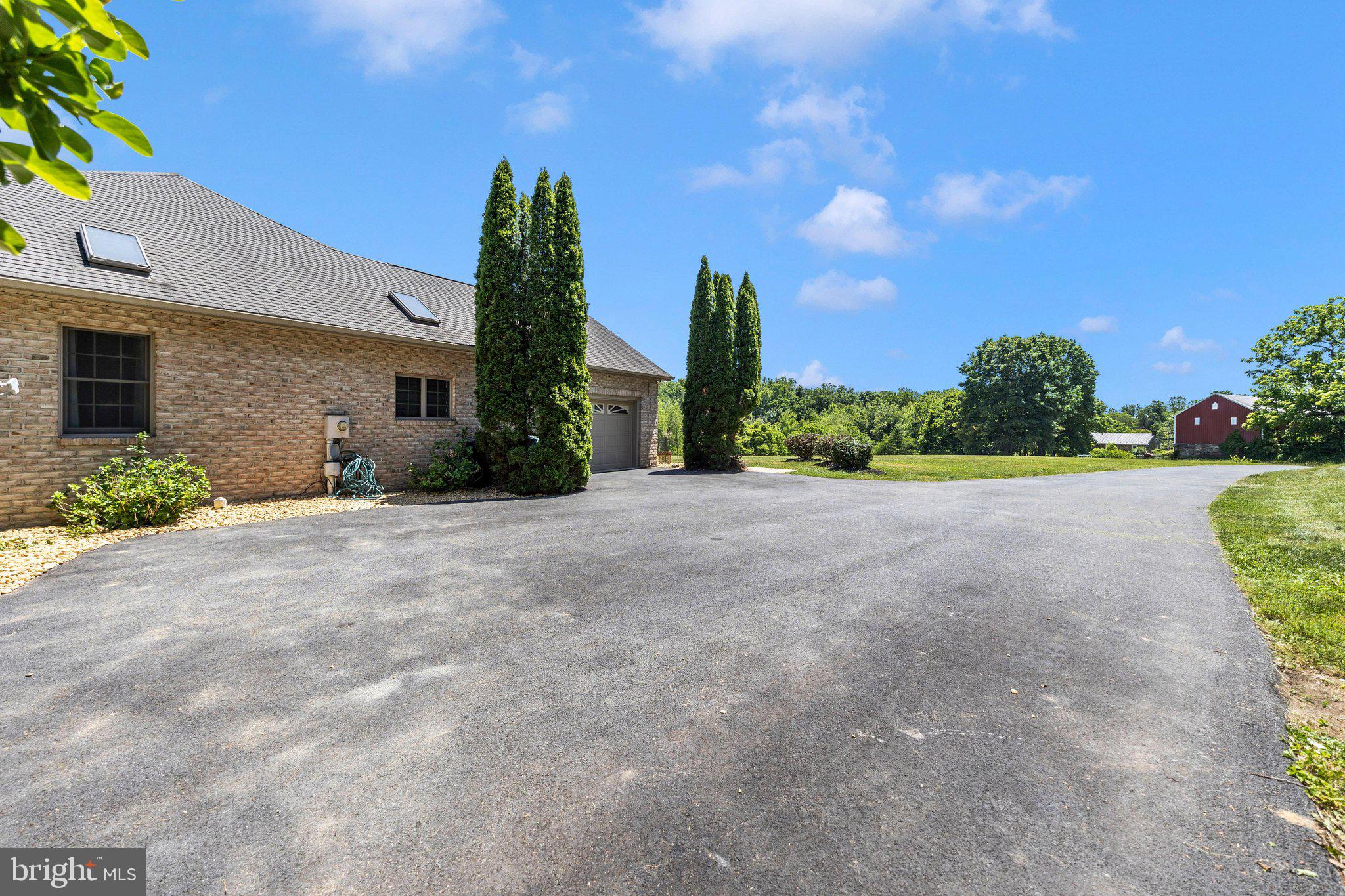 3448 Kaetzel Road Rohrersville, MD 21779 - Photo 54 of 76 Driveway & Garage