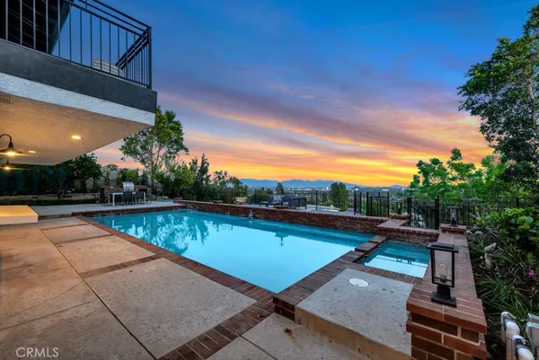 $12,000 | 5952 Woodland View Drive, Woodland Hills, CA 91367