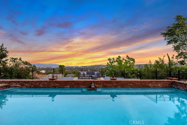 $12,000 | 5952 Woodland View Drive, Woodland Hills, CA 91367
