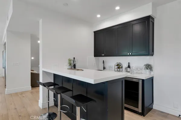 $12,000 | 5952 Woodland View Drive, Woodland Hills, CA 91367