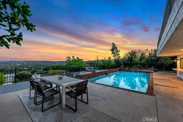 $12,000 | 5952 Woodland View Drive, Woodland Hills, CA 91367