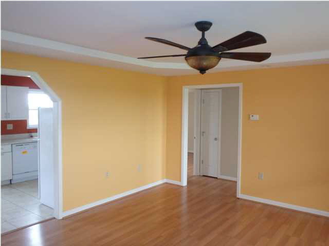 3687 Caborn Road Mount Vernon, IN 47620 - Photo 2 of 10 Gallery Image 2