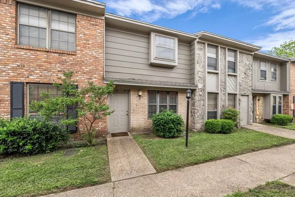 $200,000 | 1302 Speight Avenue, Waco, TX 76706