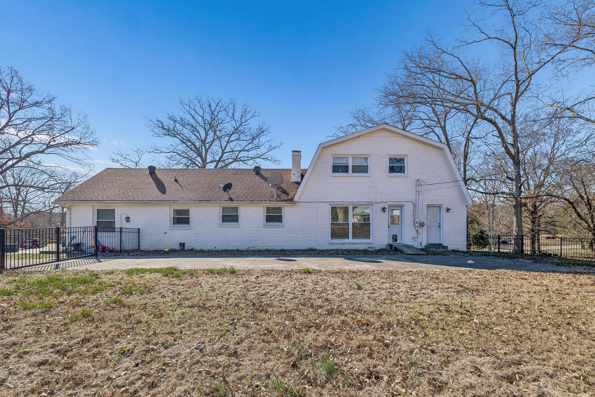 1733 Belotes Ferry Road Lebanon, TN 37087 - Photo 7 of 48