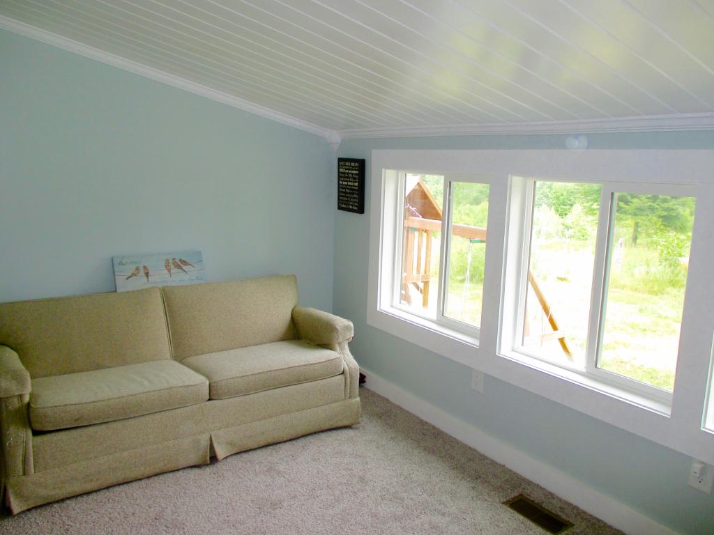 226 Ray Road Henniker, NH 03242 - Photo 14 of 27