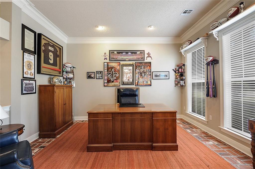 118 East Ruelle Drive Mandeville, LA 70471 - Photo 3 of 25 Gallery Image 3