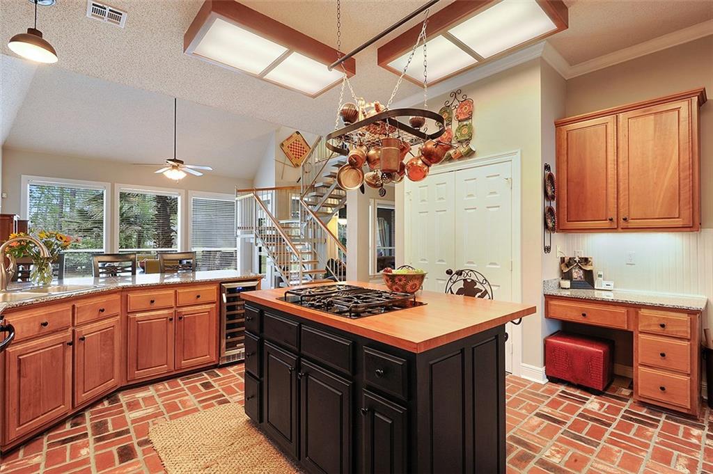 118 East Ruelle Drive Mandeville, LA 70471 - Photo 8 of 25 Gallery Image 8