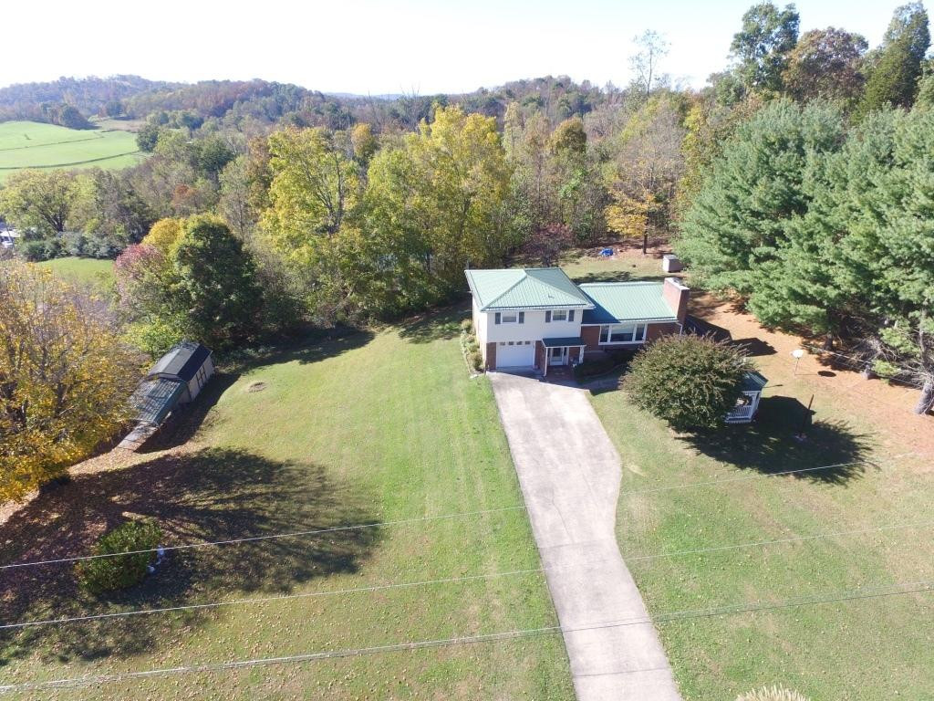 125 Hughes Road Watauga, TN 37694 - Photo 3 of 4 Photo 3