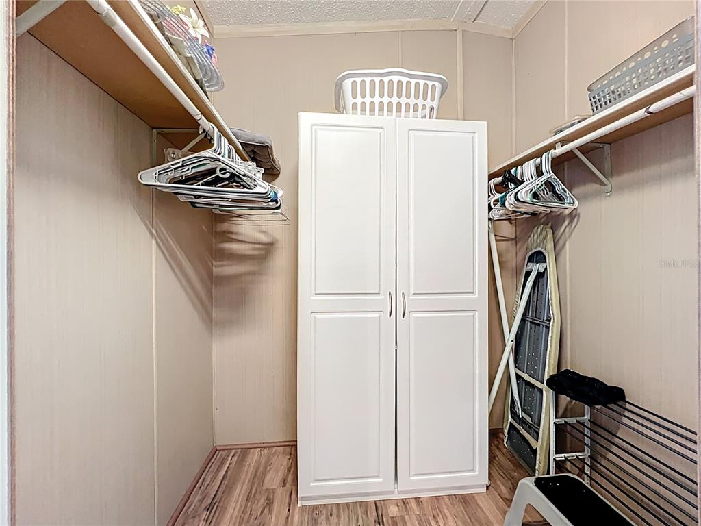 25125 Bellevue Leesburg, FL 34748 - Photo 26 of 44 a utility room with dryer and washer