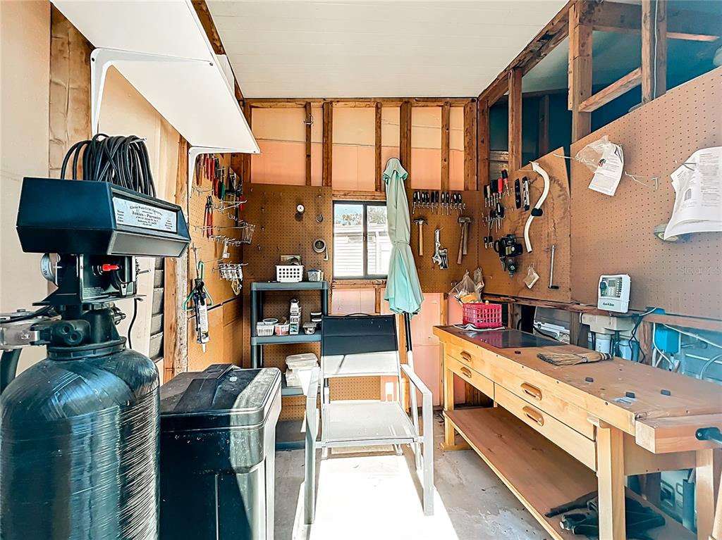 25125 Bellevue Leesburg, FL 34748 - Photo 35 of 44 a utility room with multiple dryer and washer