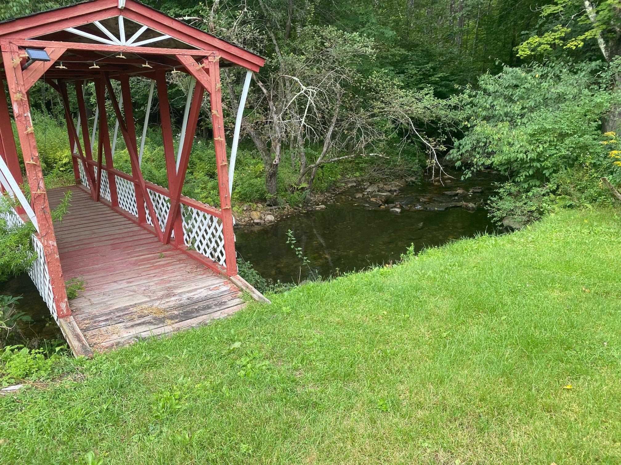 2395 East Road Bennington, VT 05201 - Photo 4 of 26 Gallery Image 4