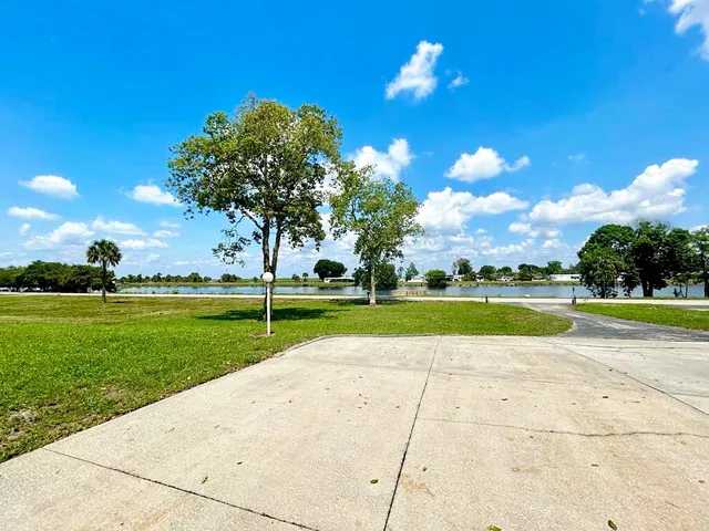 $385,000 | 2657 River Road, Moore Haven, FL 33471