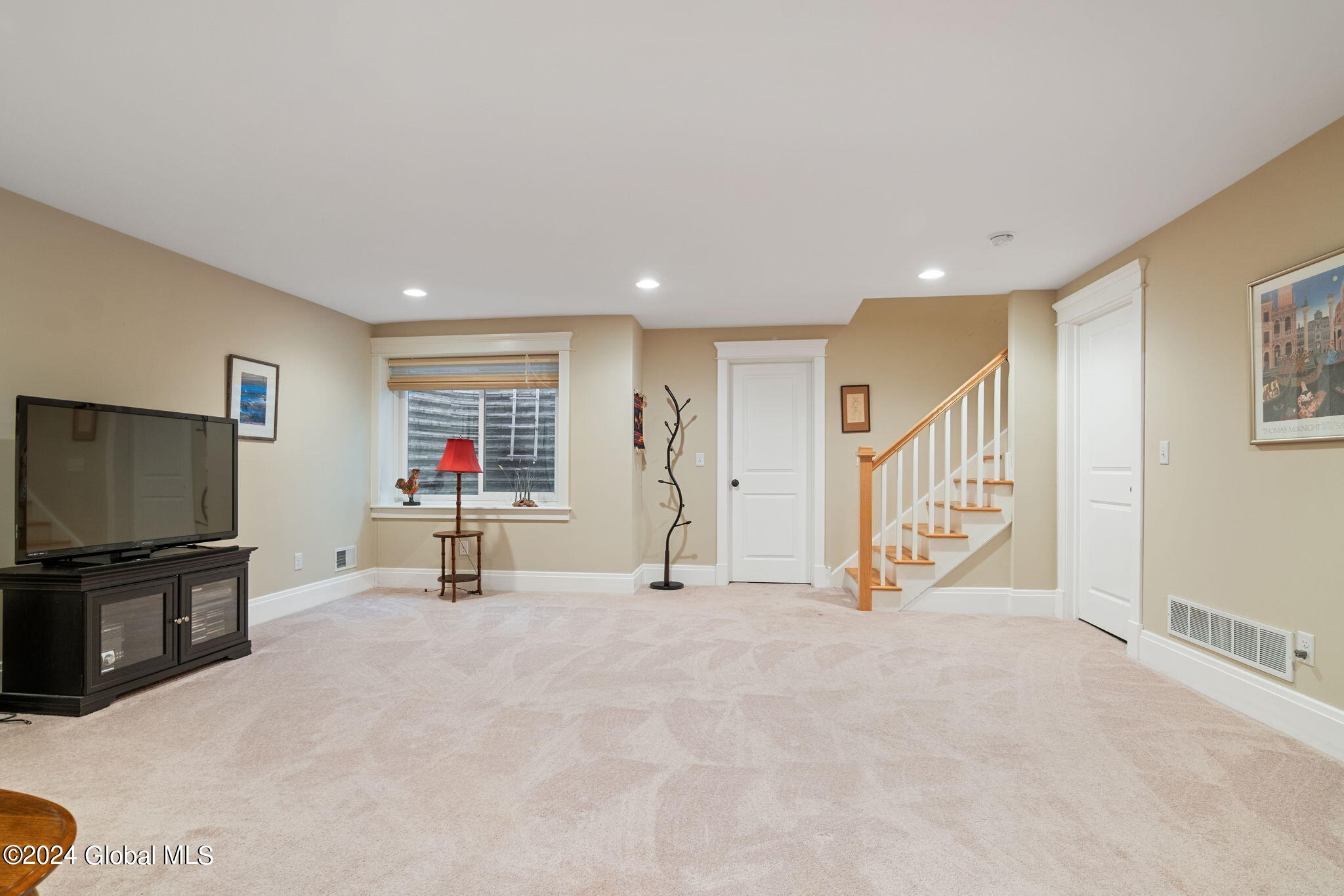9 Abbey Road Bethlehem, NY 12054 - Photo 35 of 54 35-web-or-mls-9AbbeyRd_35