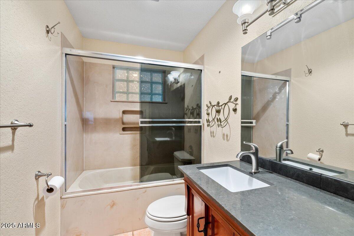 950 Roberts Road Clarkdale, AZ 86324 - Photo 16 of 39 16-Bathroom