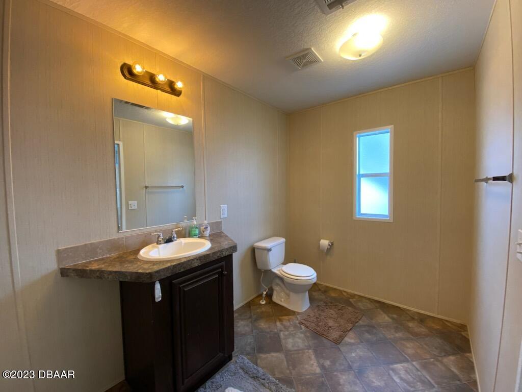 2201 South Ridgewood Avenue, Unit 6 Edgewater, FL 32141 - Photo 20 of 39 IMG_1865