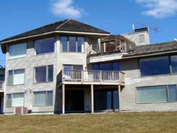 363 Cushing Road, Unit 2 Newmarket, NH 03857 - Photo 1 of 9