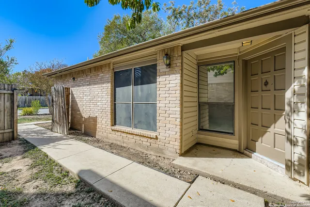 $240,000 | 15018 Spring Shower, San Antonio, TX 78247